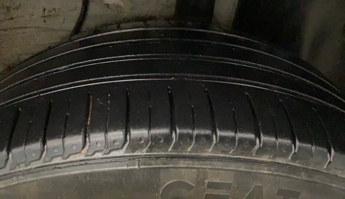 2024 Tata ALTROZ XE CNG, CNG, Manual, 19,266 km, Left Rear Tyre Tread