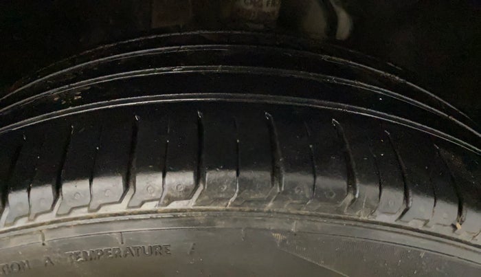 2024 Tata ALTROZ XE CNG, CNG, Manual, 19,266 km, Right Front Tyre Tread