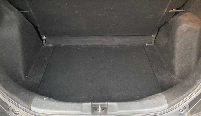 2018 Honda WR-V 1.2L I-VTEC VX MT, Petrol, Manual, 29,560 km, Boot Inside