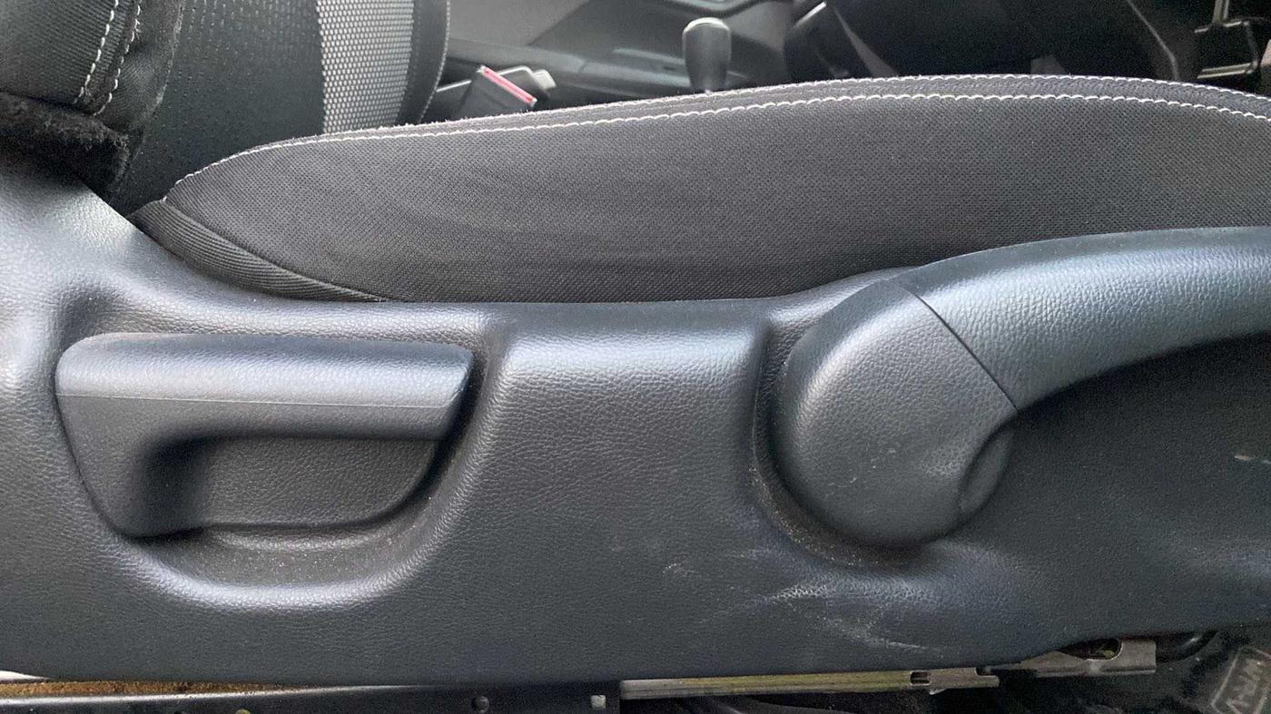 2018 Honda WR-V 1.2L I-VTEC VX MT, Petrol, Manual, 29,560 km, Driver Side Adjustment Panel