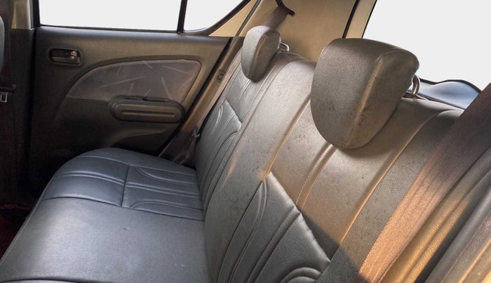 2012 Maruti Ritz VDI, Diesel, Manual, 1,00,328 km, Right Side Rear Door Cabin