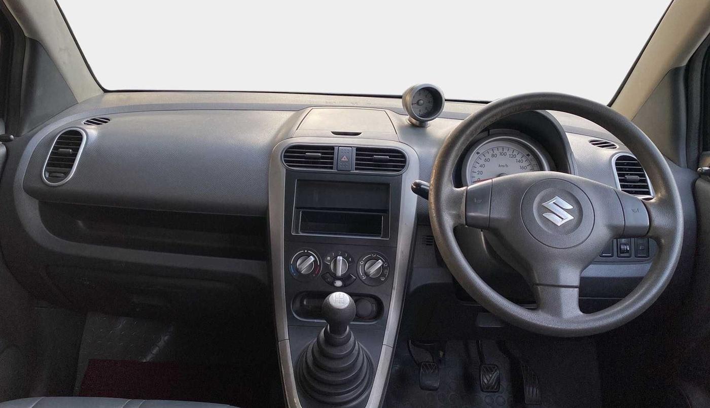 2012 Maruti Ritz VDI, Diesel, Manual, 1,00,328 km, Dashboard