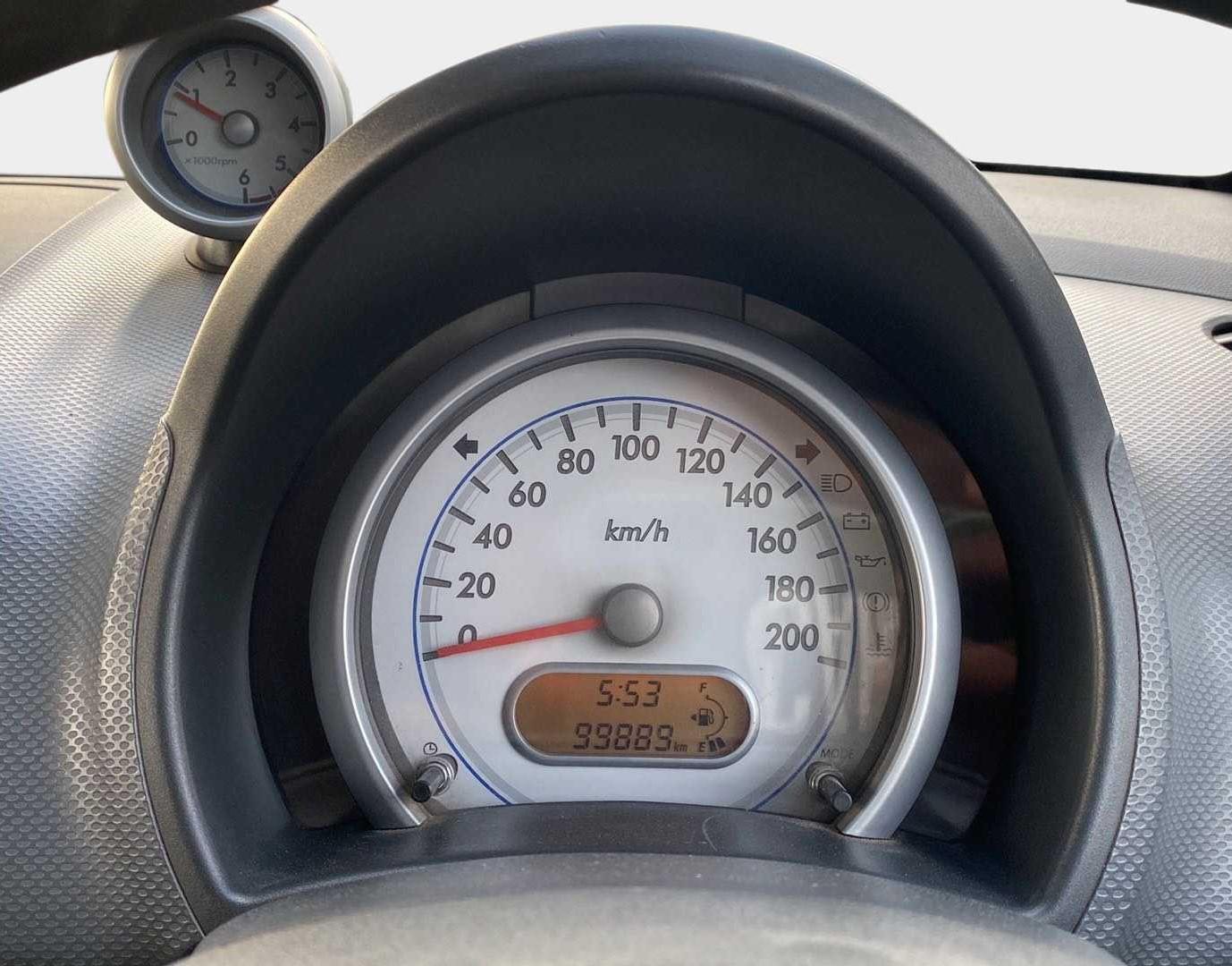 2012 Maruti Ritz VDI, Diesel, Manual, 1,00,328 km, Odometer Image