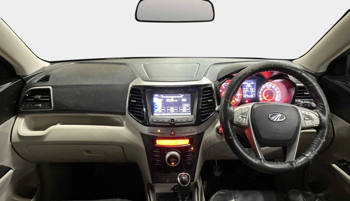 2021 Mahindra XUV300 W8 1.2 PETROL, Petrol, Manual, 50,005 km, Dashboard