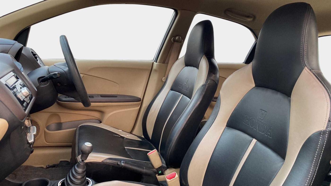 2013 Honda Brio S MT, Petrol, Manual, 64,988 km, Right Side Front Door Cabin