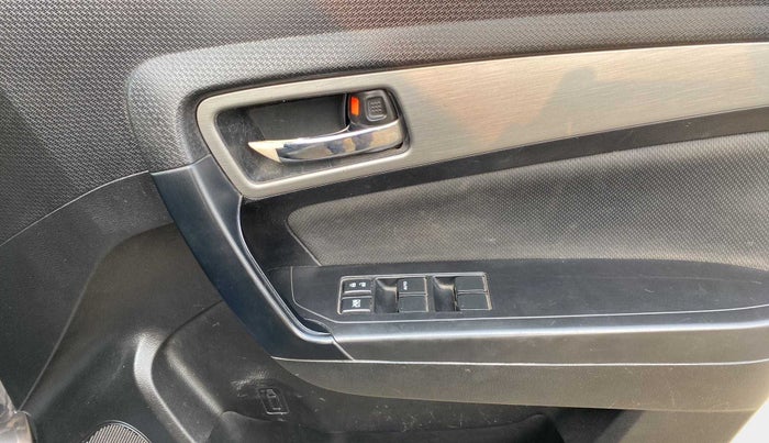 2018 Maruti Vitara Brezza ZDI, Diesel, Manual, 91,666 km, Driver Side Door Panels Control