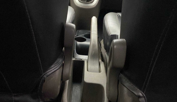 2011 Hyundai i10 ERA 1.1, Petrol, Manual, 84,381 km, Driver Side Adjustment Panel