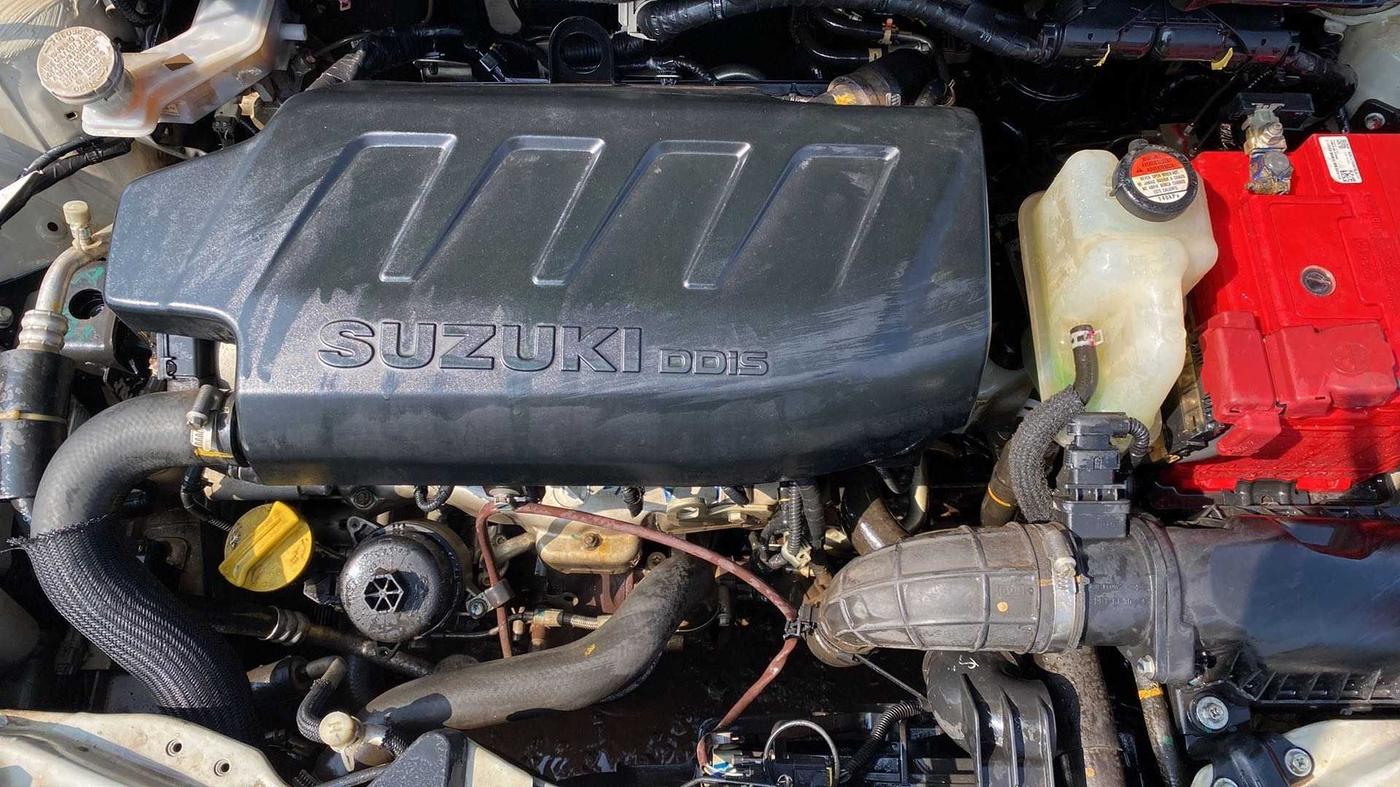 2018 Maruti Dzire VDI AMT, Diesel, Automatic, 1,01,172 km, Open Bonet