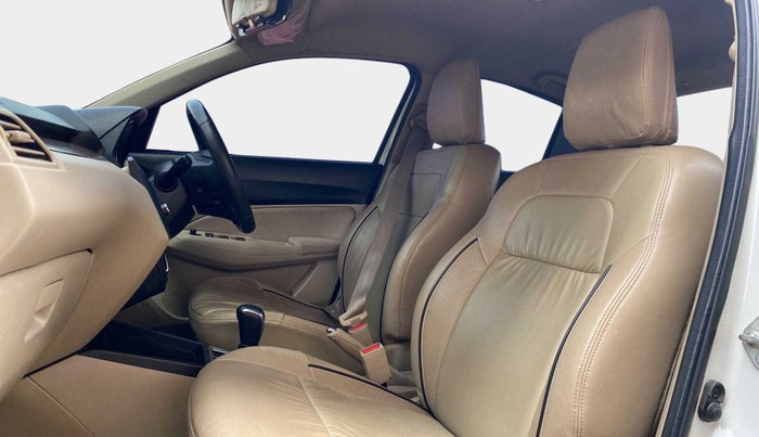 2018 Maruti Dzire VDI AMT, Diesel, Automatic, 1,01,172 km, Right Side Front Door Cabin