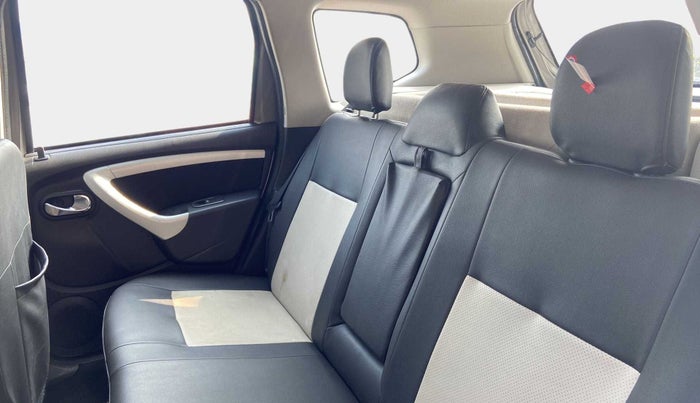 2018 Nissan Terrano XL O (D), Diesel, Manual, 30,486 km, Right Side Rear Door Cabin