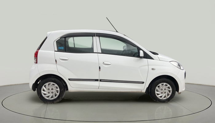 2022 Hyundai NEW SANTRO MAGNA, Petrol, Manual, 5,199 km, Right Side View