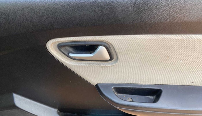 2019 Maruti Alto LXI, Petrol, Manual, 60,602 km, Driver Side Door Panels Control