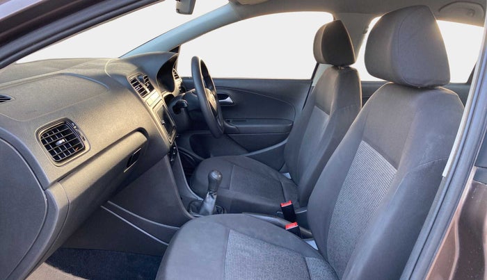 2016 Volkswagen Ameo TRENDLINE 1.2L, Petrol, Manual, 86,819 km, Right Side Front Door Cabin