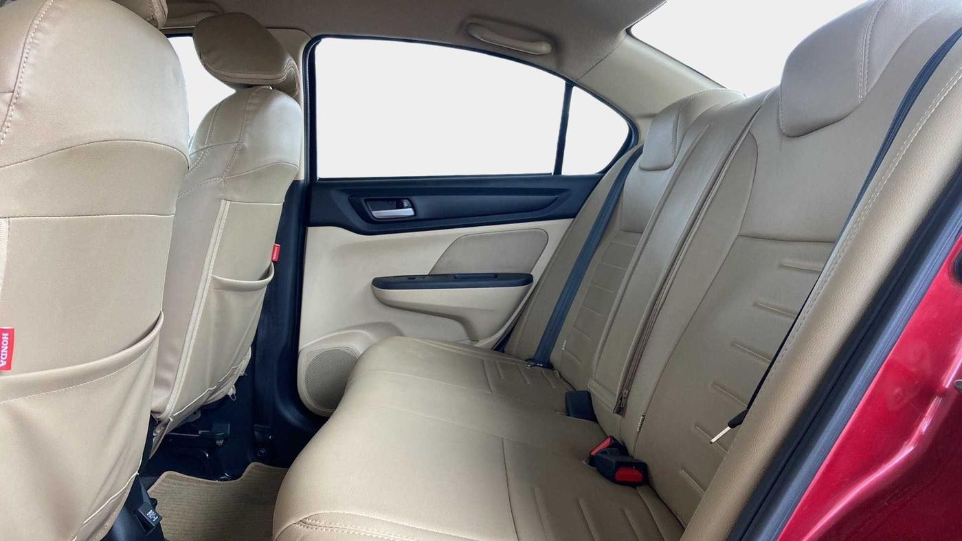 2021 Honda Amaze 1.2L I-VTEC VX, Petrol, Manual, 19,106 km, Right Side Rear Door Cabin