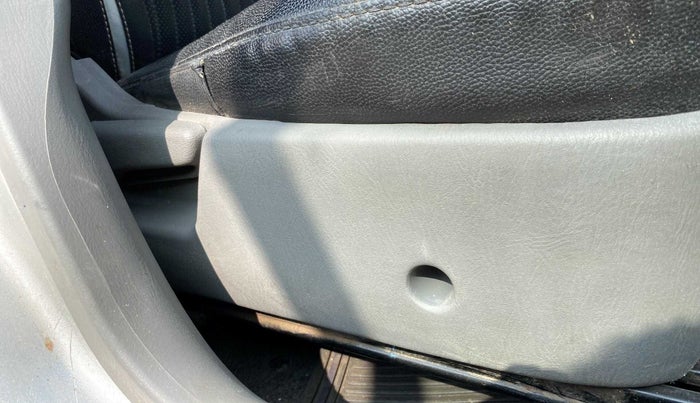 2010 Maruti Alto K10 VXI, Petrol, Manual, 42,164 km, Driver Side Adjustment Panel