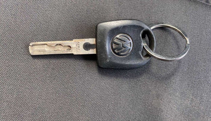 2017 Volkswagen Ameo TRENDLINE 1.2L, Petrol, Manual, 61,722 km, Key Close Up