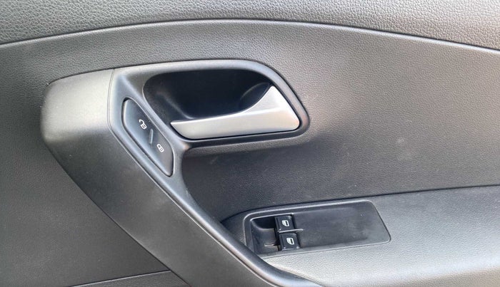 2017 Volkswagen Ameo TRENDLINE 1.2L, Petrol, Manual, 61,722 km, Driver Side Door Panels Control