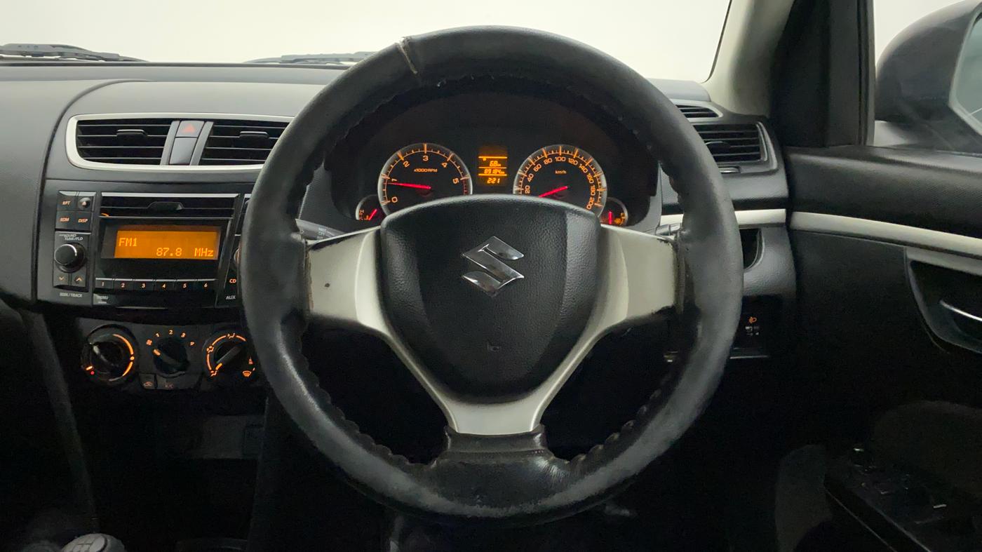 2016 Maruti Swift VDI, Diesel, Manual, 89,183 km, Steering Wheel Close Up
