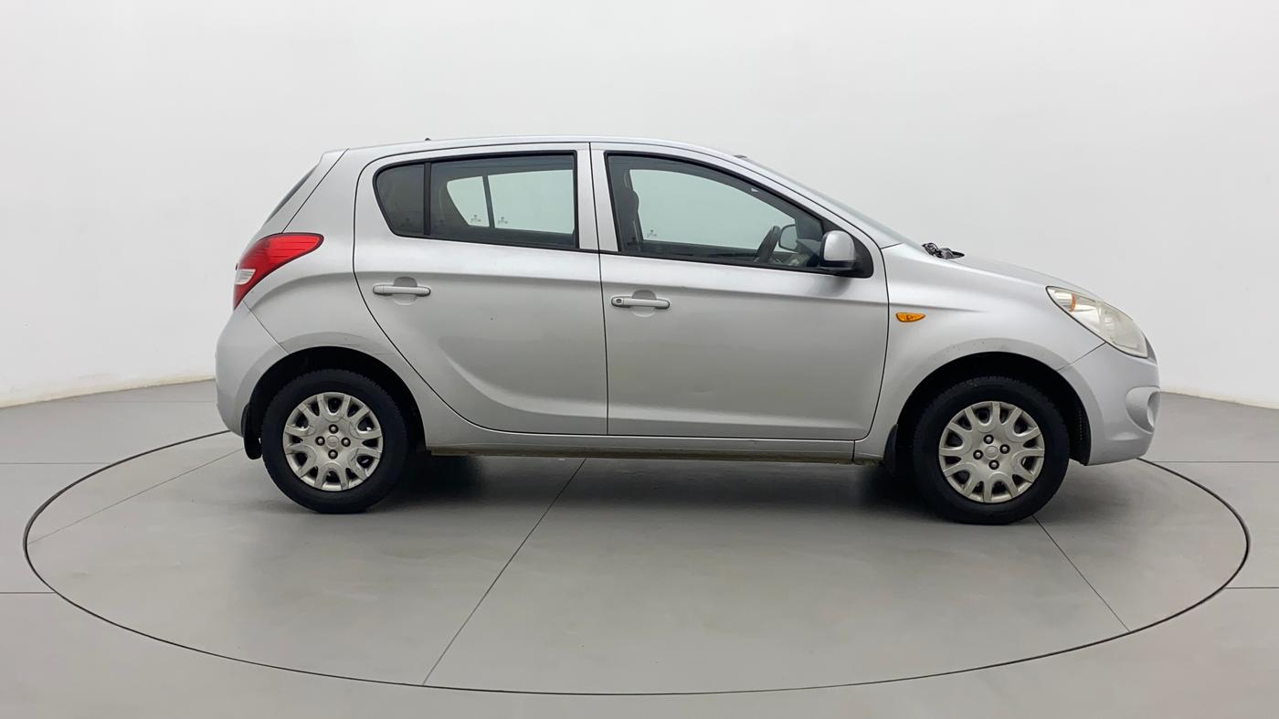 2011 Hyundai i20 MAGNA (O) 1.2, Petrol, Manual, 74,056 km, Right Side View