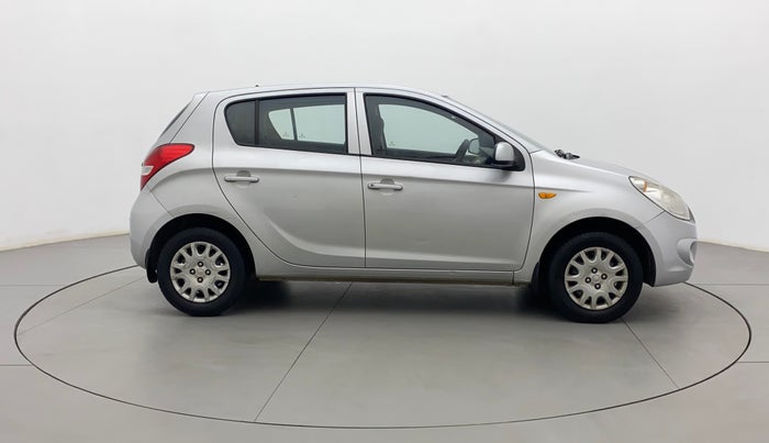2011 Hyundai i20 MAGNA (O) 1.2, Petrol, Manual, 74,056 km, Right Side View