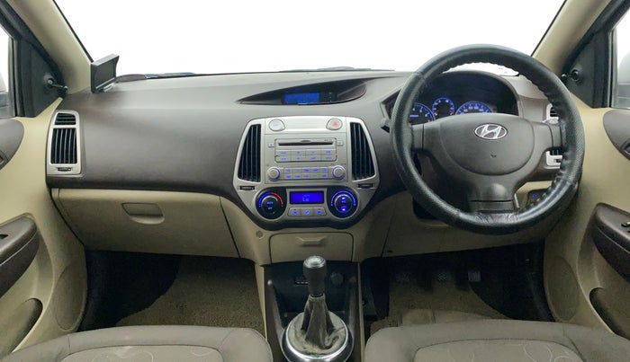 2011 Hyundai i20 MAGNA (O) 1.2, Petrol, Manual, 74,056 km, Dashboard