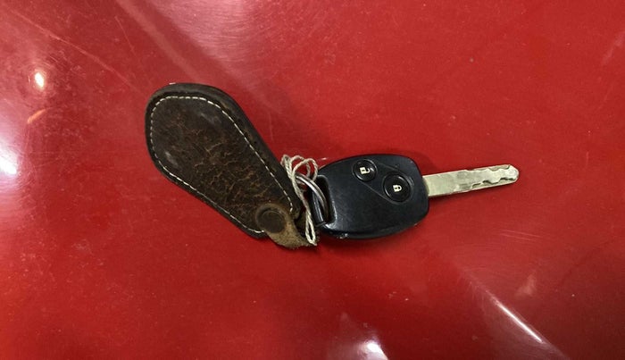 2015 Honda Brio VX MT, Petrol, Manual, 36,403 km, Key Close Up