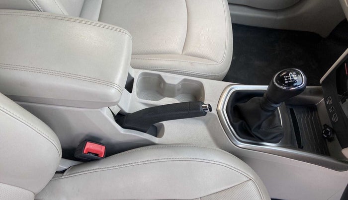 2019 Mahindra XUV300 W8 (O) 1.2 PETROL, Petrol, Manual, 11,249 km, Gear Lever