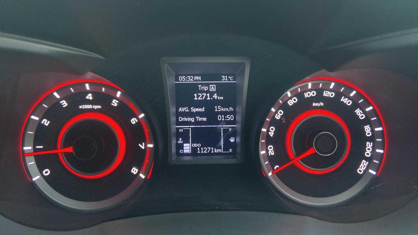 2019 Mahindra XUV300 W8 (O) 1.2 PETROL, Petrol, Manual, 11,249 km, Odometer Image