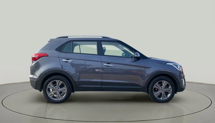 2017 Hyundai Creta SX PLUS AT 1.6 DIESEL, Diesel, Automatic, 89,216 km, Right Side View