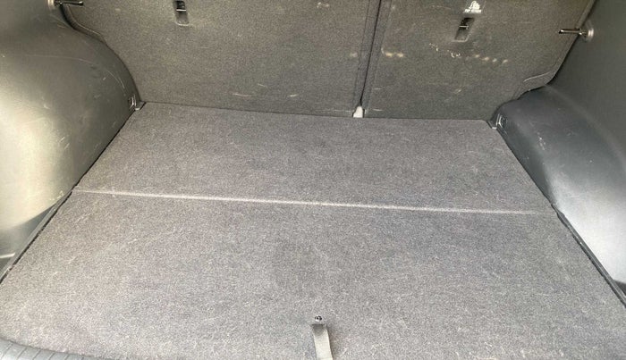 2017 Hyundai Creta SX PLUS AT 1.6 DIESEL, Diesel, Automatic, 89,216 km, Boot Inside