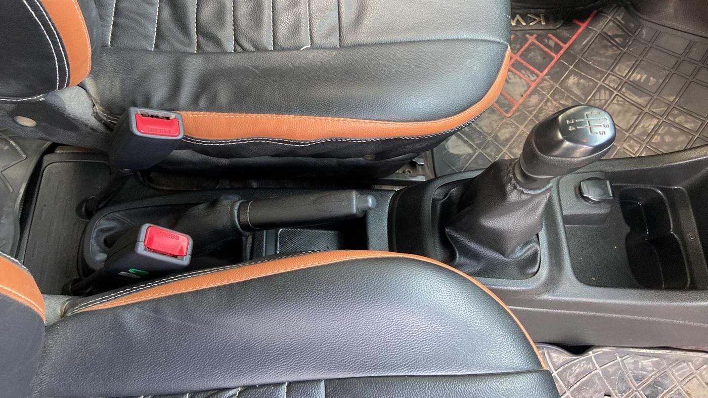 2019 Renault Kwid RXL, Petrol, Manual, 40,144 km, Gear Lever