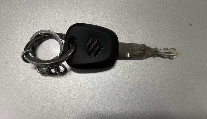 2014 Maruti Wagon R 1.0 LXI, Petrol, Manual, 1,02,910 km, Key Close Up