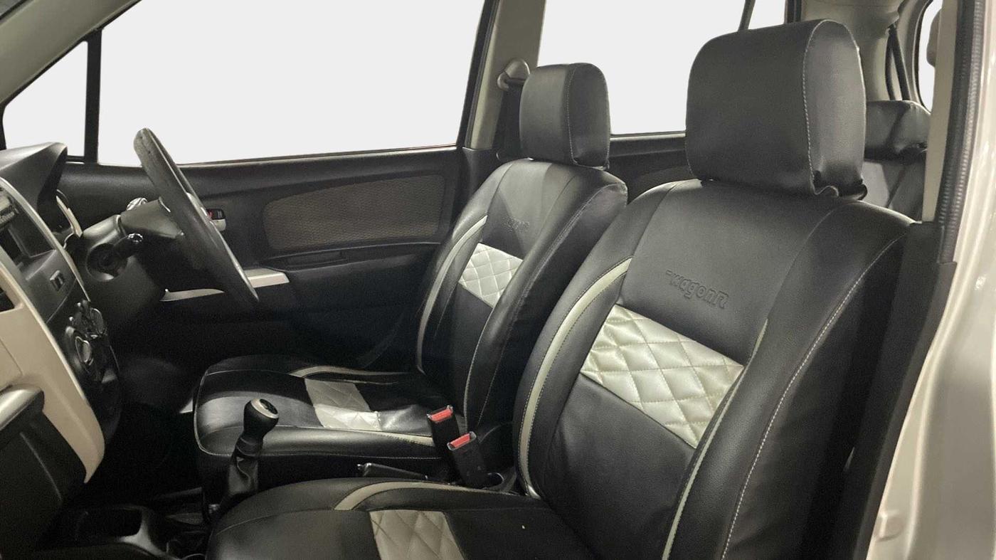 2014 Maruti Wagon R 1.0 LXI, Petrol, Manual, 1,02,910 km, Right Side Front Door Cabin