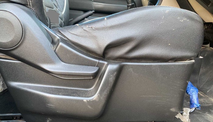 2022 Maruti New Wagon-R LXI CNG 1.0, CNG, Manual, 40,259 km, Driver Side Adjustment Panel