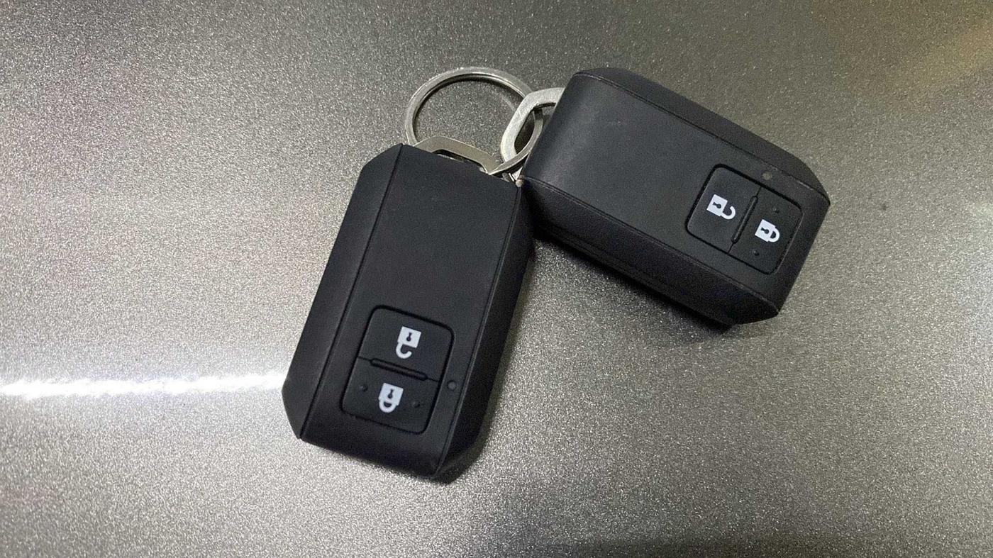 2021 Maruti Baleno ZETA PETROL 1.2, Petrol, Manual, 18,272 km, Key Close Up