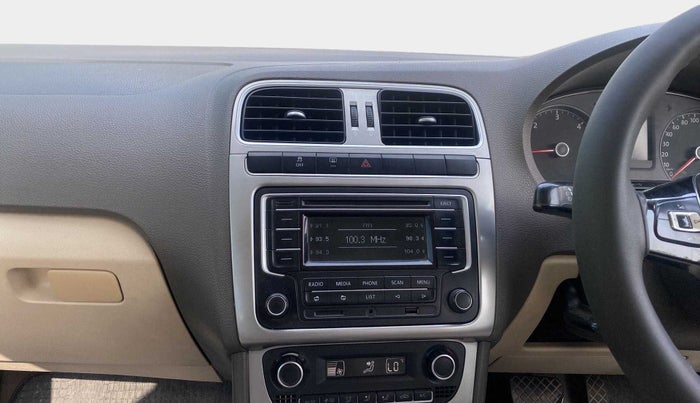 2015 Volkswagen Vento HIGHLINE PLUS 1.5 AT 16 ALLOY, Diesel, Automatic, 1,11,853 km, Air Conditioner