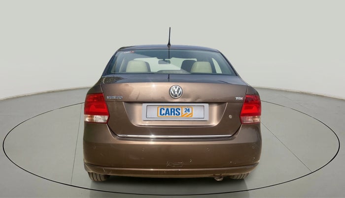 2015 Volkswagen Vento HIGHLINE PLUS 1.5 AT 16 ALLOY, Diesel, Automatic, 1,11,853 km, Back/Rear