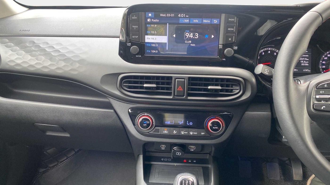 2023 Hyundai GRAND I10 NIOS SPORTZ 1.2 KAPPA VTVT DUAL TONE, Petrol, Manual, 6,133 km, Air Conditioner