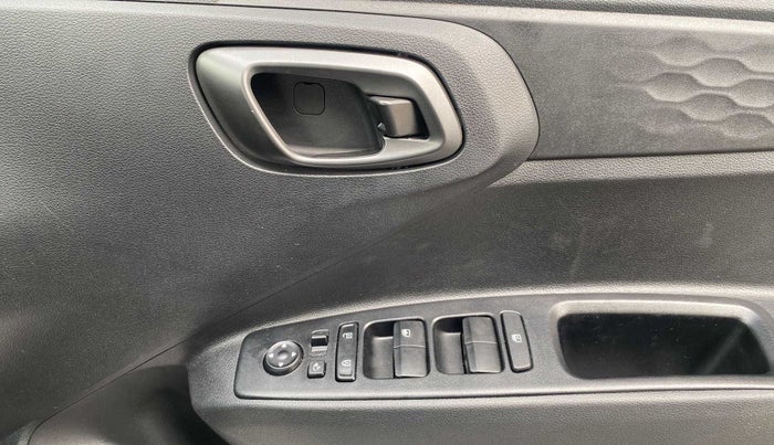 2023 Hyundai GRAND I10 NIOS SPORTZ 1.2 KAPPA VTVT DUAL TONE, Petrol, Manual, 6,133 km, Driver Side Door Panels Control