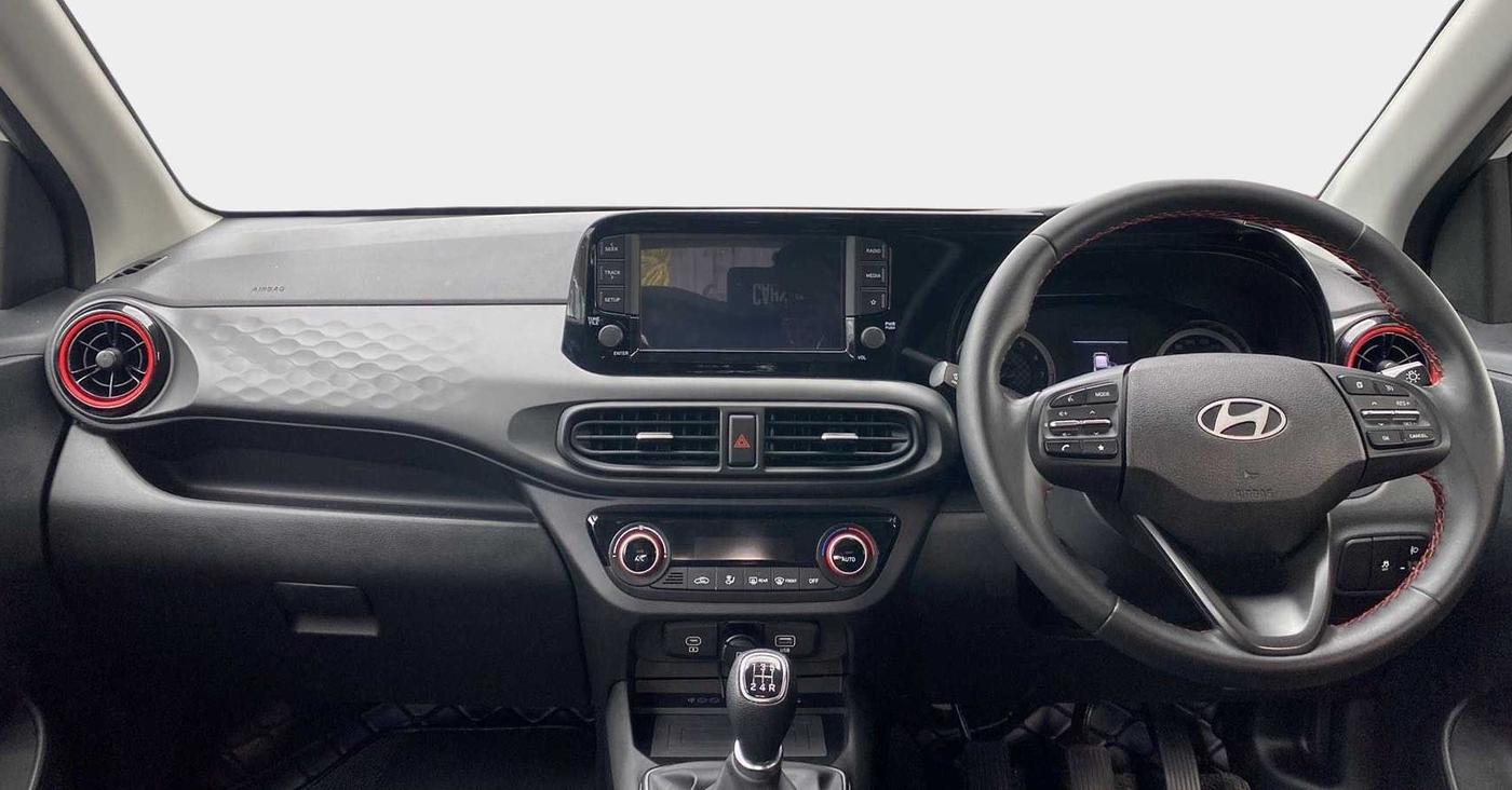 2023 Hyundai GRAND I10 NIOS SPORTZ 1.2 KAPPA VTVT DUAL TONE, Petrol, Manual, 6,133 km, Dashboard