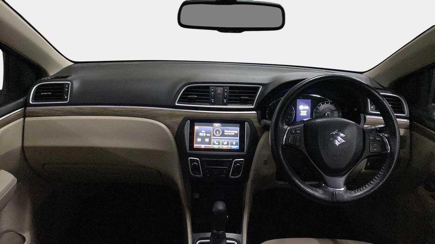 2023 Maruti Ciaz ALPHA  AT 1.5 SHVS PETROL, Petrol, Automatic, 5,460 km, Dashboard