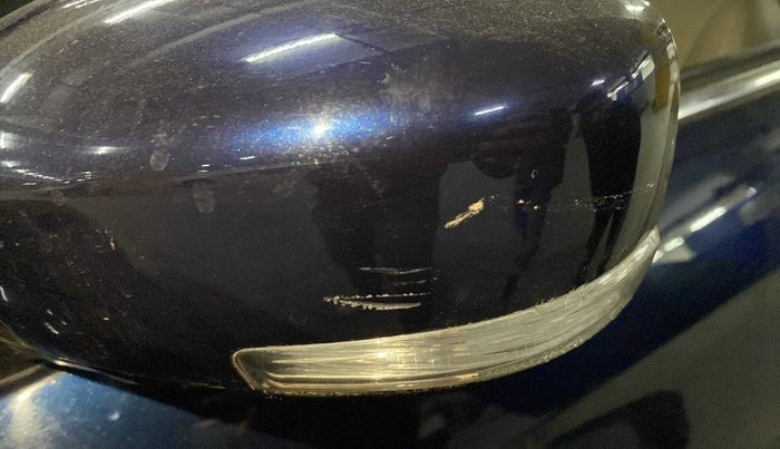 2023 Maruti Ciaz ALPHA  AT 1.5 SHVS PETROL, Petrol, Automatic, 5,460 km, Left rear-view mirror - Cover has minor damage