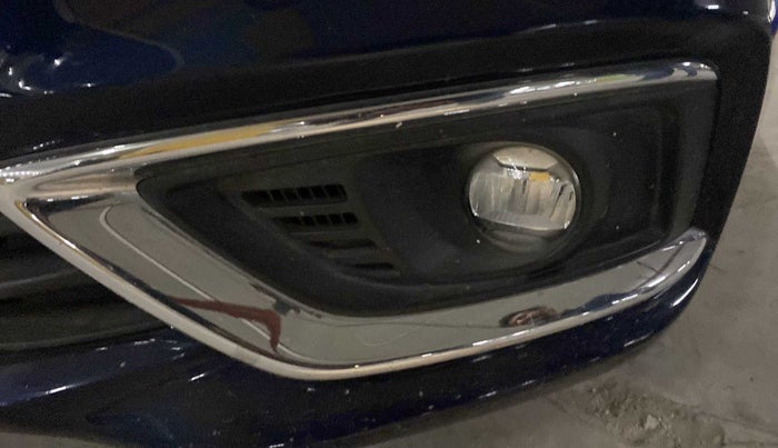 2023 Maruti Ciaz ALPHA  AT 1.5 SHVS PETROL, Petrol, Automatic, 5,460 km, Left fog light - Not working