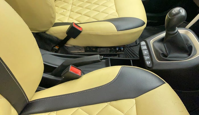 2019 Hyundai NEW SANTRO MAGNA, Petrol, Manual, 17,293 km, Gear Lever