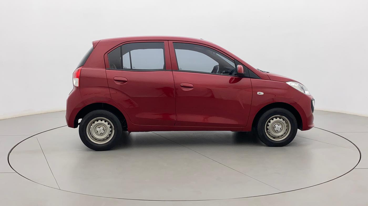 2019 Hyundai NEW SANTRO MAGNA, Petrol, Manual, 17,293 km, Right Side View