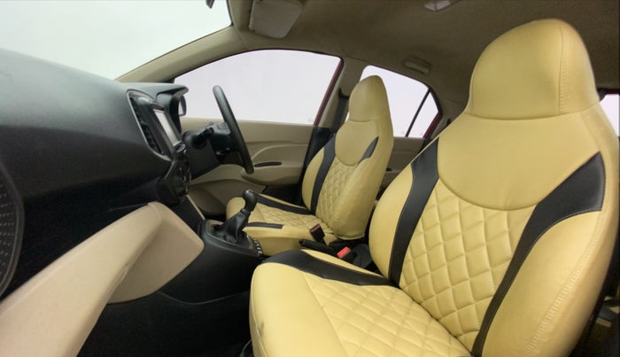 2019 Hyundai NEW SANTRO MAGNA, Petrol, Manual, 17,293 km, Right Side Front Door Cabin