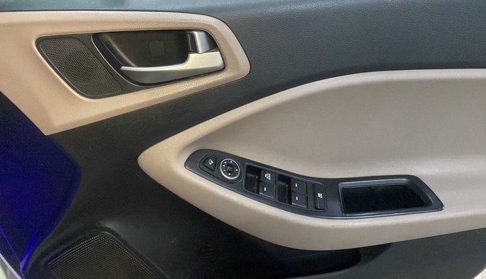 2019 Hyundai Elite i20 SPORTZ PLUS 1.2, Petrol, Manual, 47,325 km, Driver Side Door Panels Control