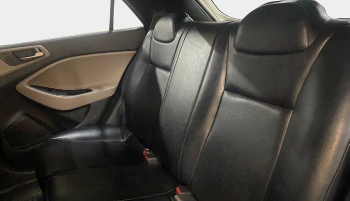 2019 Hyundai Elite i20 SPORTZ PLUS 1.2, Petrol, Manual, 47,325 km, Right Side Rear Door Cabin