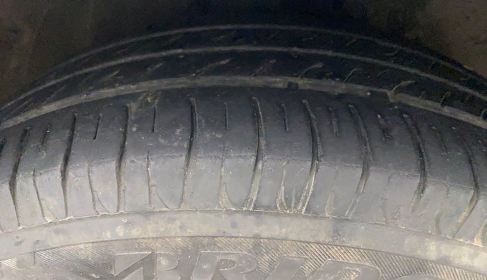 2017 Maruti Celerio VXI AMT, Petrol, Automatic, 66,182 km, Right Front Tyre Tread