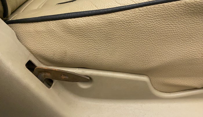 2021 Maruti Ciaz SIGMA 1.5 SHVS MT  PETROL, Petrol, Manual, 34,783 km, Driver Side Adjustment Panel